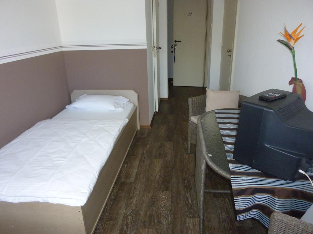 Achathotel Zum Schwan Idar-Oberstein Rom bilde